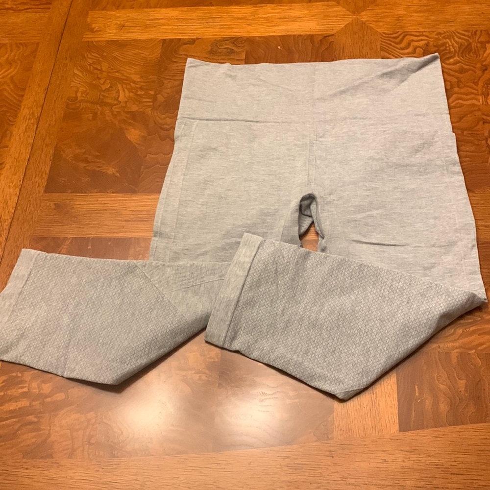 SEAMLESS capri leggings